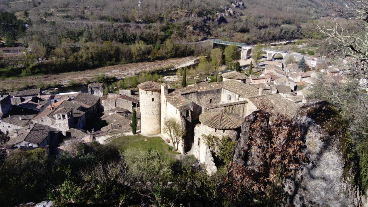 L'Oustau Bonur Bed & Breakfast Bourg-Saint-Andéol Екстериор снимка